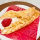 【ローソン】最高の満足感!!苺×ベイクドチーズのクレープが絶品!