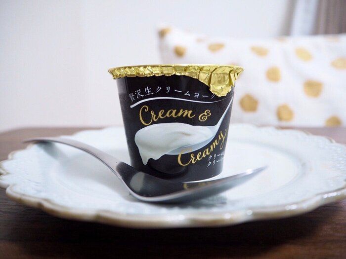 【シャトレーゼ】これは完全にスイーツ！贅沢生クリームヨーグルトが想像以上だった