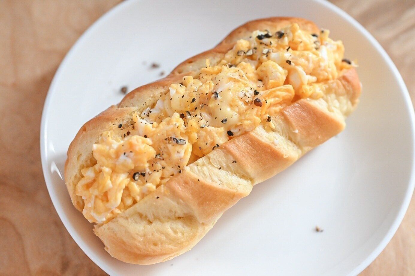 【成城石井】かわいい見た目とやさしい甘さ♪ブリオッシュドッグがなにかと使える！＆おすすめサンドイッチアイディア