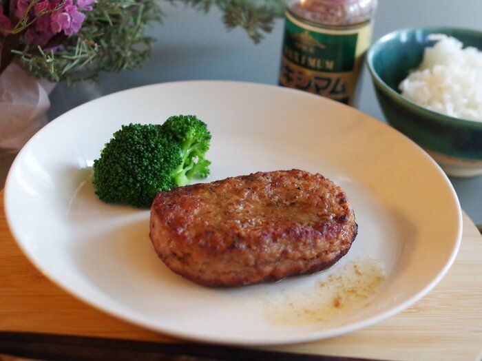 【ふるさと納税】食レポライターオススメ！カルディで買える“あのハンバーグ”が絶品