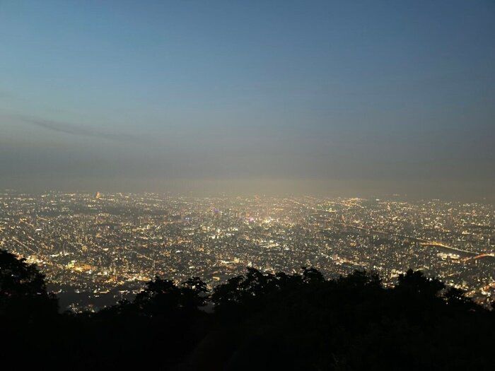 〈愉しくオバさんを生きていく。〉夜の一人時間・ヨガ・好きなお花・コンロ掃除～みなさまの質問にお答えしちゃう～
