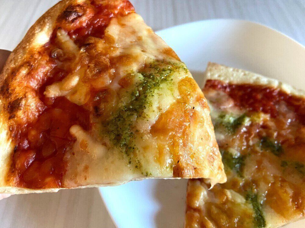 旨い！安い！本格派！【ロピア】店内で焼くピザはコスパ最高でリピ買いするファン続出！