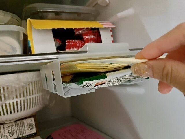 【ダイソー】冷蔵庫の空いているスペースを有効活用！食品収納ボックスが便利！
