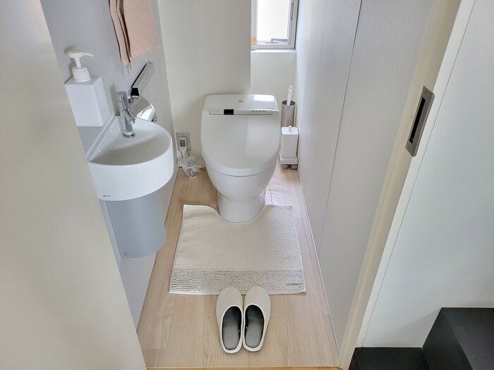 【ケユカ】アルコール除菌ができる！拭ける！お手入れが簡単にできるスリッパで清潔キープ！