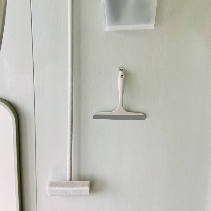 【ダイソー新商品】シンプルで機能的なお風呂掃除アイテム