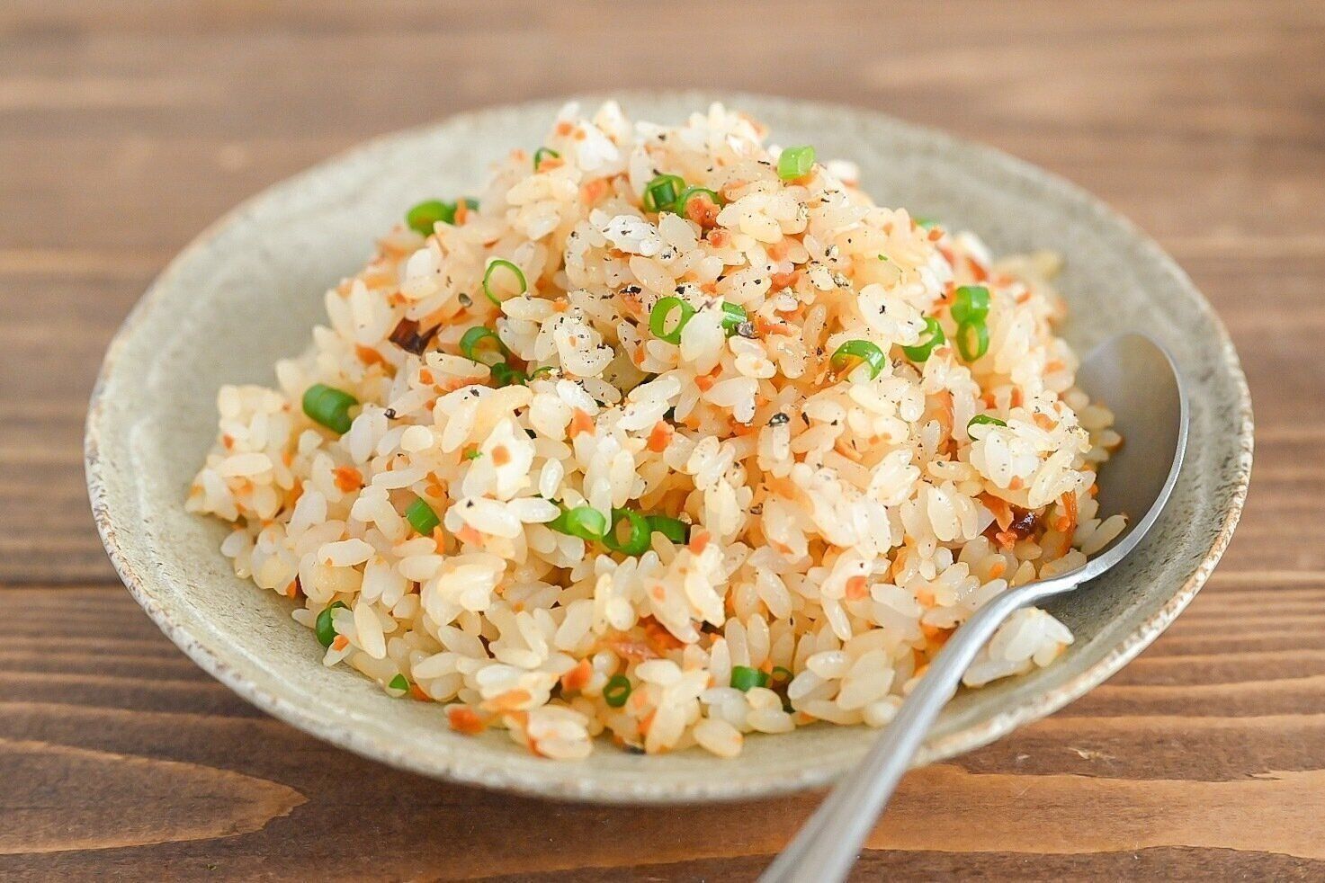 【カルディ】「ベーコンフレーバードビッツ」があれば普通の米がごちそうに！簡単ごはんレシピ3選