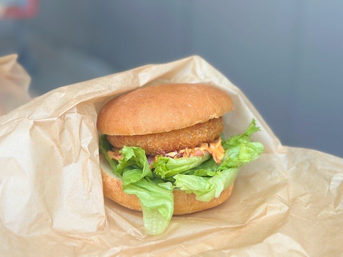 過去一ボリューム？！【コストコ】フードコートの新作バーガーが大迫力で大満足だから食べて欲しい