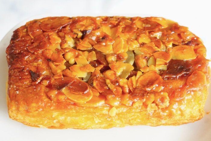 【ローソン】てんこ盛りすぎ！ナッツの海にダイブしたくなるキャラメルナッツデニッシュが美味すぎる