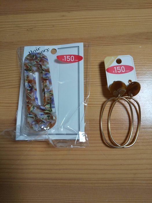 【3coins】なんと半額！！！春まで使える大人可愛いアクセサリー♡