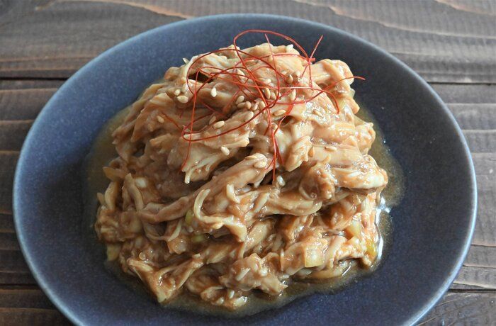 むね肉が暑い日にぴったりの絶品おかずに！常備菜にもおすすめ！「むね肉のネギ味噌和え」レシピ