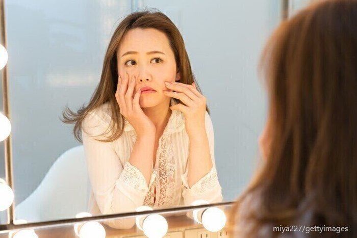 疲れや老けた印象に…青クマ対策