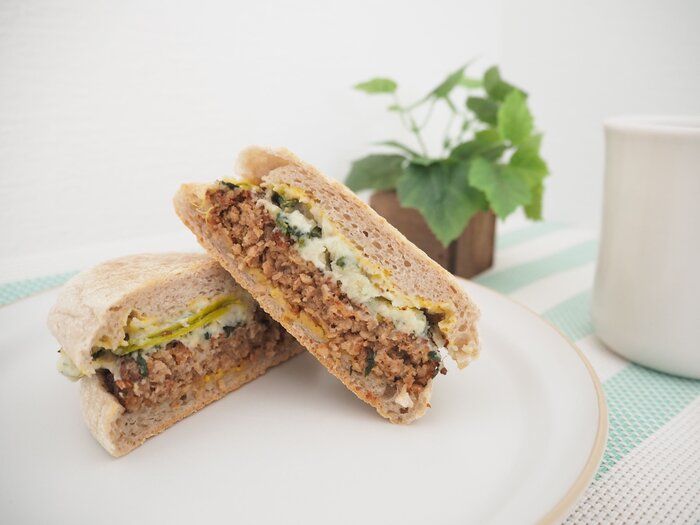 【スタバ】ソイハンバーグイングリッシュマフィンは大豆ミート使用だけど食べ応えがあって満足感大！