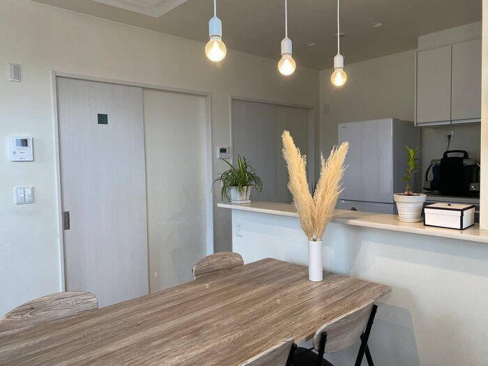 今年は品薄に注意！◯◯でワンランクアップな空間に。