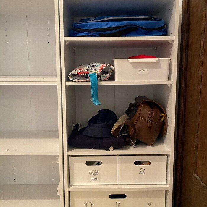 【登園グッズ収納】ママの朝時間に余裕ができる！お仕度コーナーを作る時のポイント4選