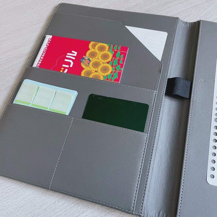 【3COINS＋】880円でも買う価値あり！ワンランク上のレザーバインダーは人気完売間近！