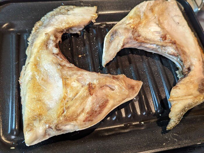 【コストコ】あれ？これはいつもの鰤とちょっと違う？？そう！レアな「活〆黒瀬ぶりかま」は見つけたら即決すべし！