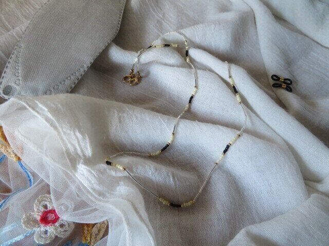 変わりゆくマスク生活をおしゃれにいろどる！アクセサリー感覚のマスクチェーン