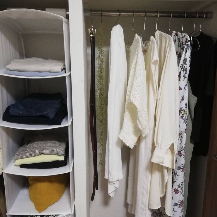 【夏服12着で過ごす】少なくても楽しめる秘訣は〇の法則にあった