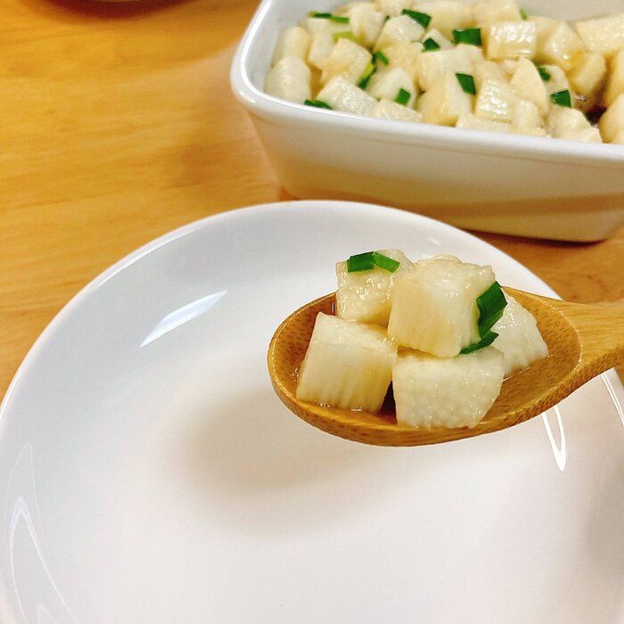  【5分でできる！】カロリーオフも嬉しい『長芋とねぎのポン酢あえ』 