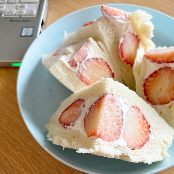 【1個200円以下！】いちごサンドは自宅で作れてコスパ良し