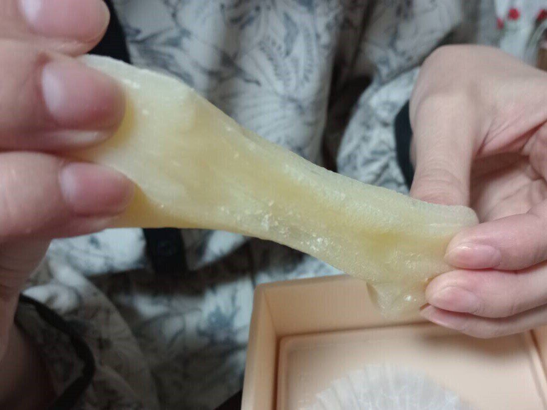 【秋田土産】びよ～んと伸すぎ！モッチモチがたまらない「バターもち」はマタギ発祥のソウルフード