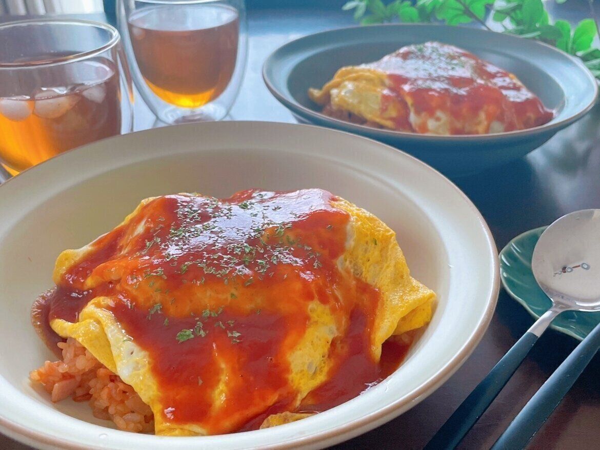物価の高騰に負けない！卵ひとつで作る失敗なしの包まないオムライス！