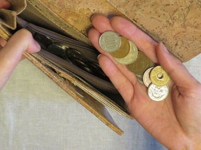 キャッシュレスの時代でも小銭を持ち歩こう！使う場面はいろいろ