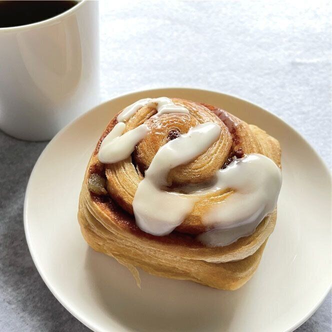 【カルディ】さつまいもとのタッグで食べ応え満点なシナモンロールをご賞味あれ