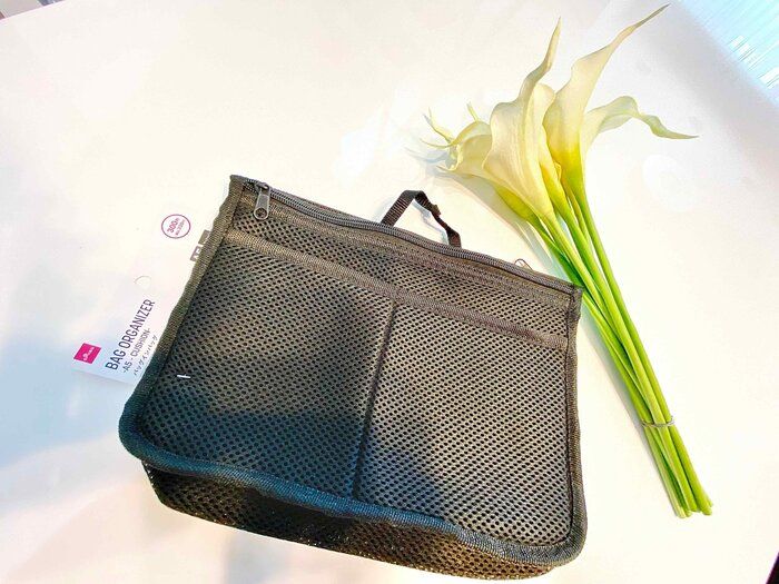 【ダイソー】カバンの中のごちゃつき、たった330円で解決！モノ多い人はあると便利！