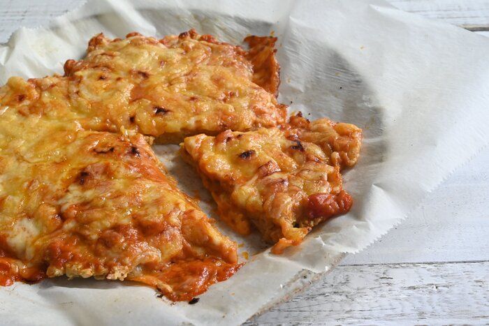 小麦粉なし！少ない材料で手軽に♪子供も大人もおいしく食べられるオートミールピザ