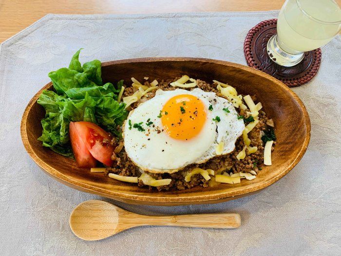 忙しい主婦必見！10分で完成するロコモコ風ごはん