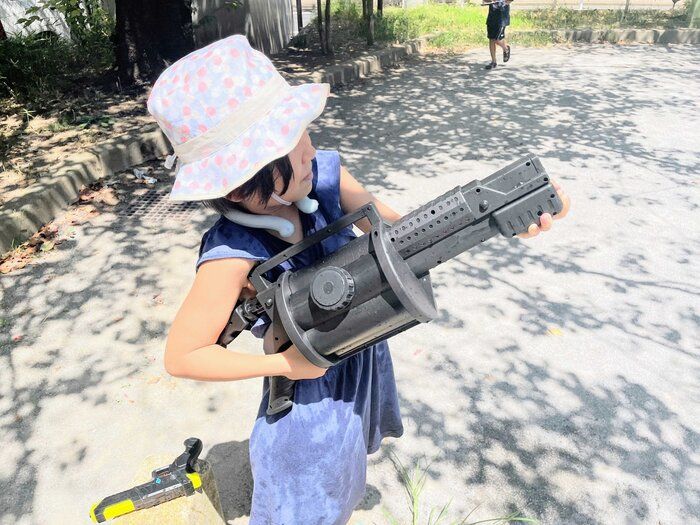 ダイソーでグレネードランチャー？超ビックで大満足！水遊びが楽しくなるアイテム発見！