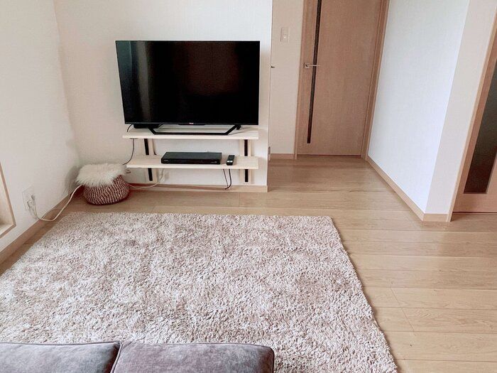 テレビがあるとシンプルに暮らせない？一度は手放したテレビを復活させたシンプリストの現在のテレビとの向き合い方