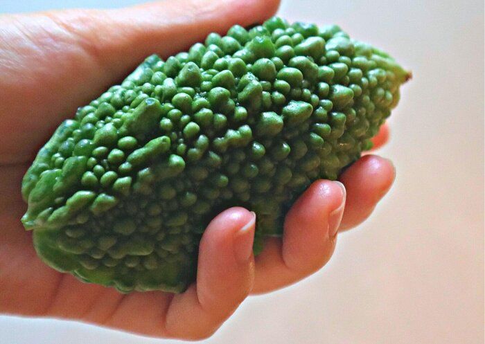 ゴーヤーの苦味は茹でずに軽減！下処理に使う2つの調味料とは？