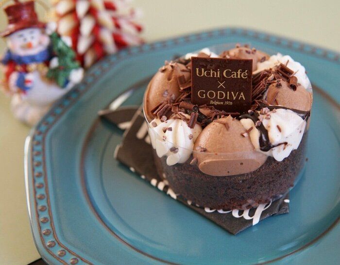 【ローソン】コンビニスイーツ500円超えでも大満足「Uchi Café×GODIVA　クラシックショコラリース」
