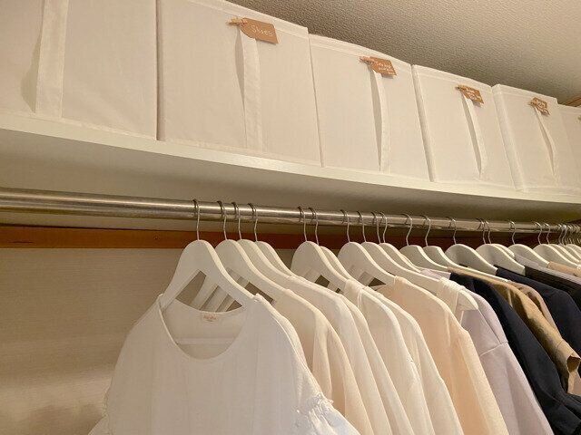 すっきり見せるクローゼットのお役立ちアイテム3選。