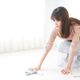 【超簡単】床に牛乳がこぼれた!そんな時はこの方法がオススメ