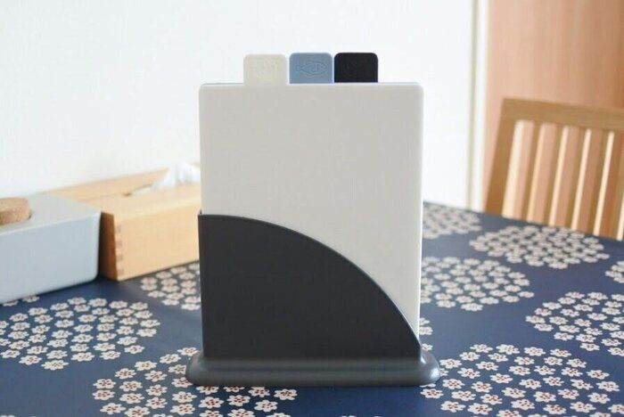 【ダイソー】こんなに安くていいの!?と二度見してしまったシンプルなインデックスまな板