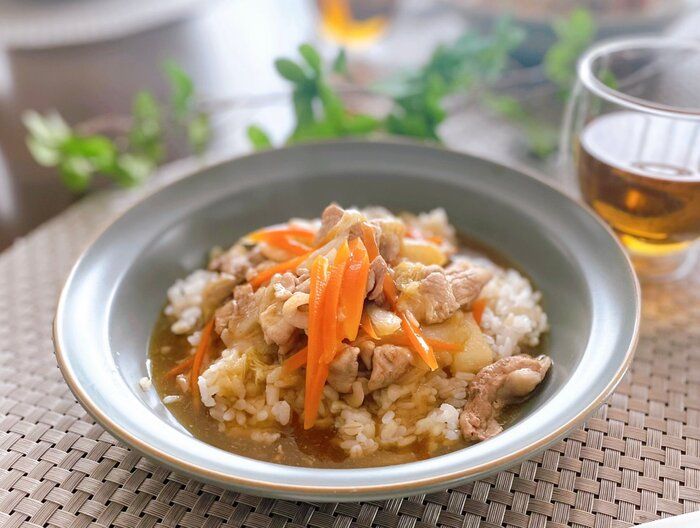 家にある野菜なら何でもOK！時間がない時にすぐできる簡単あんかけ丼レシピ！