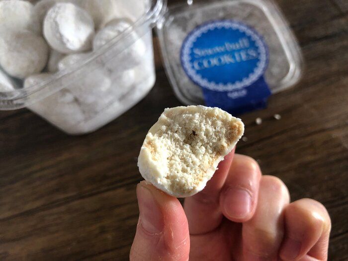 【カルディ】サクッホロッ。口の中でとろけるスノーボールが最高。