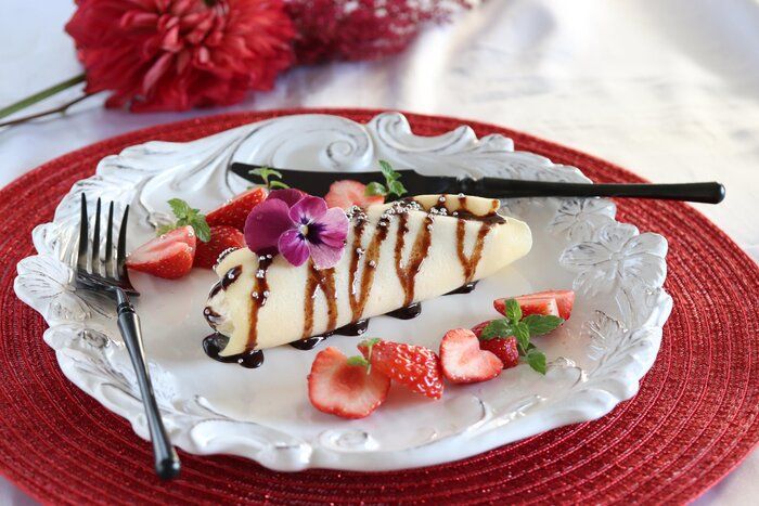 【バレンタインにも】ピーナッツバターとバナナの米粉のクレープ　チョコソースかけ