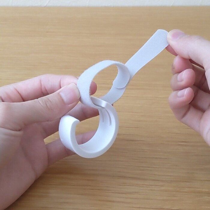 ベルトでしっかりとまるからフックが落ちない！カバン収納にも活躍するイチオシ商品