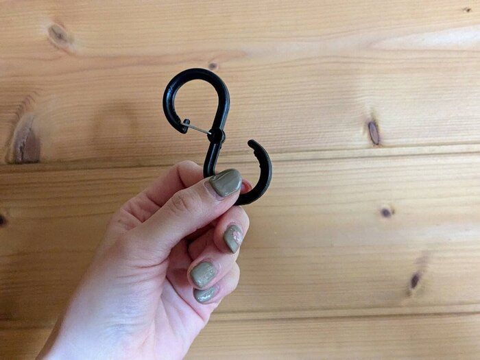 【ダイソー】ストッパー付きが優秀！収納のプロもリピする「フック」