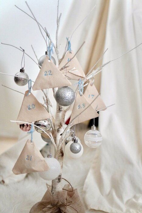 普通のツリーを卒業！ニトリで作るナチュラルアドベントカレンダー