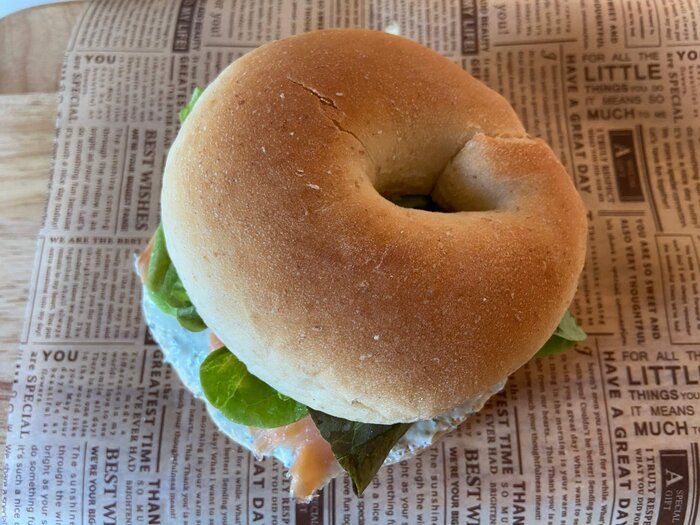 こだわりのもっちもち食感！成城石井から待望の自家製ベーグルが登場！