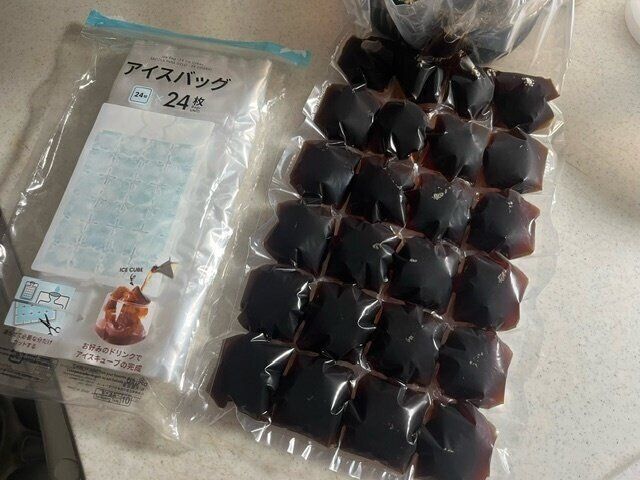 【ライフハック】ダイソーで見つけた！アイスコーヒーがずっと美味しく飲めるアイスバック