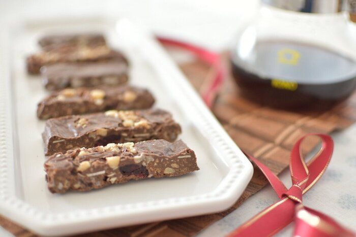 【バレンタイン】残り物＆割れた煎餅が大変身！簡単すぎるチョコレートバー(管理栄養士レシピ)