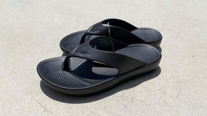 DAISOで見つけた！おしゃれサンダル！