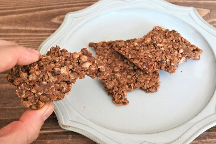 材料3つで超簡単！余っているオートミール消費にもおすすめ！オートミールチョコレシピ