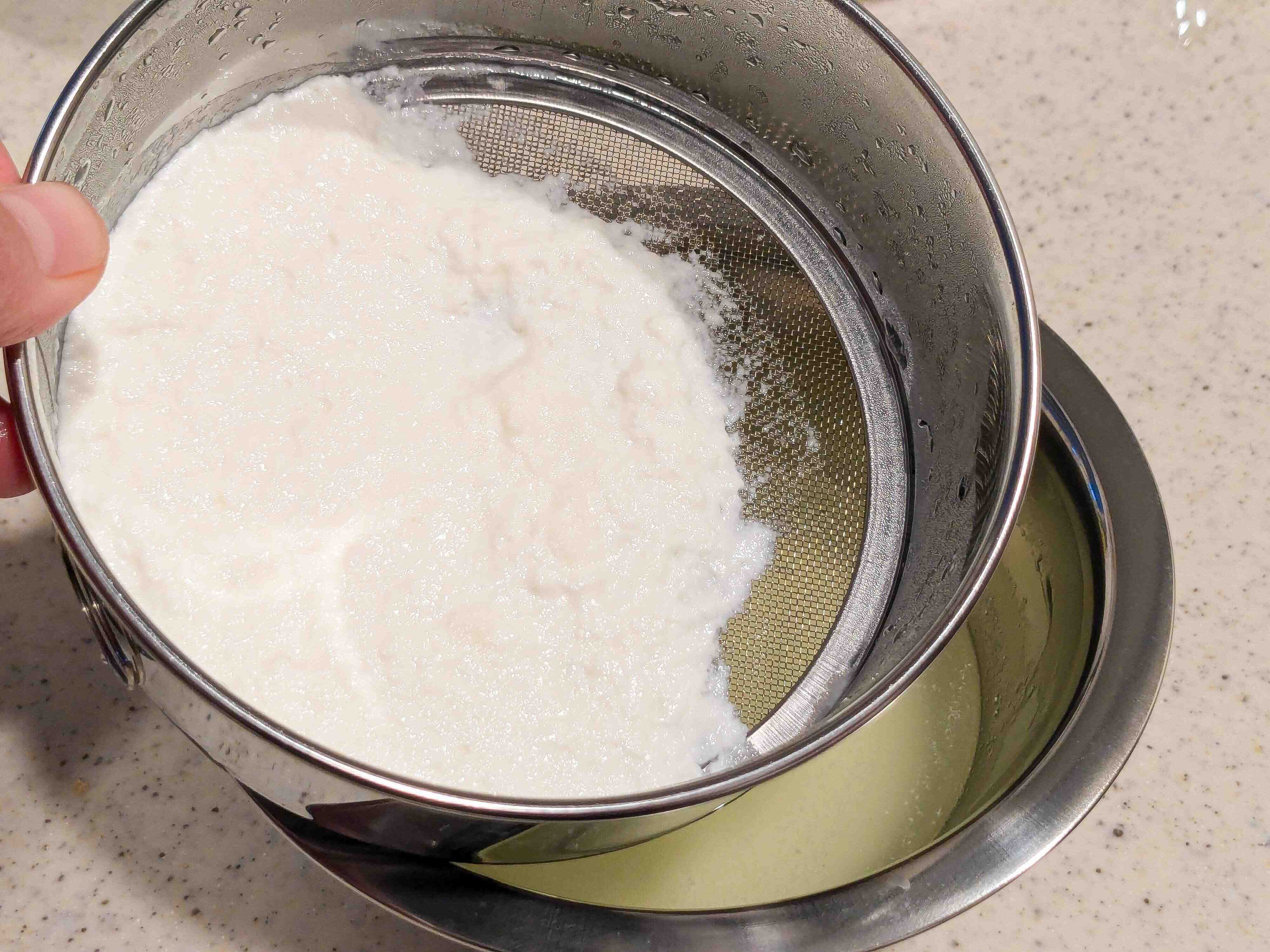 もうチーズは買わない！10分で作れる簡単で美味しいフレッシュチーズレシピ